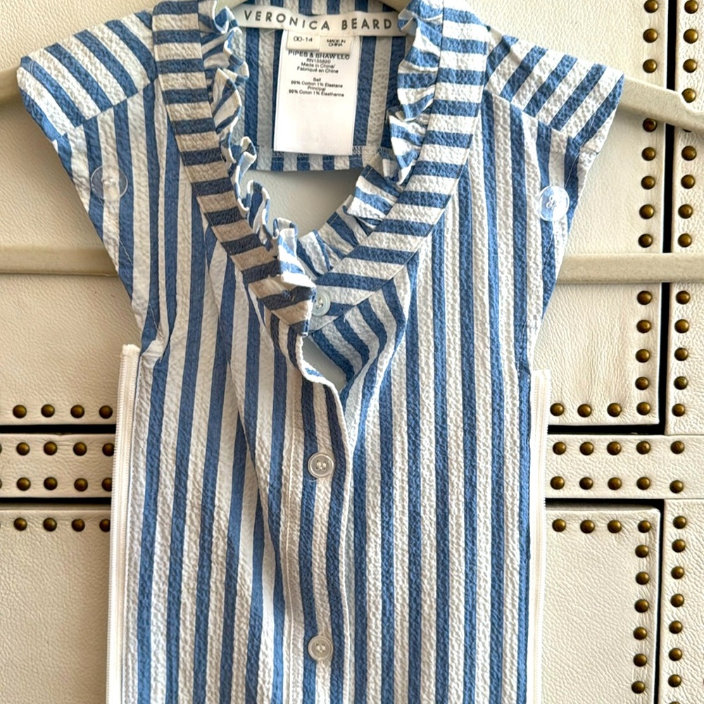 New cotton seersucker Veronica Beard dickey!🩵
